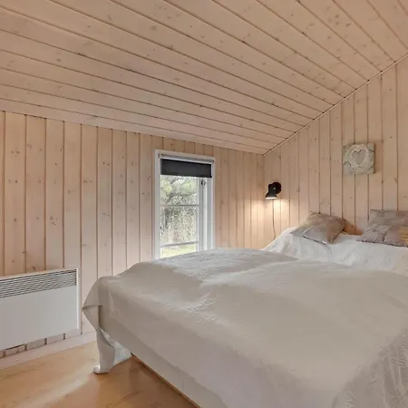 Gorgeous In Romo With Kitchen Holiday home Lakolk